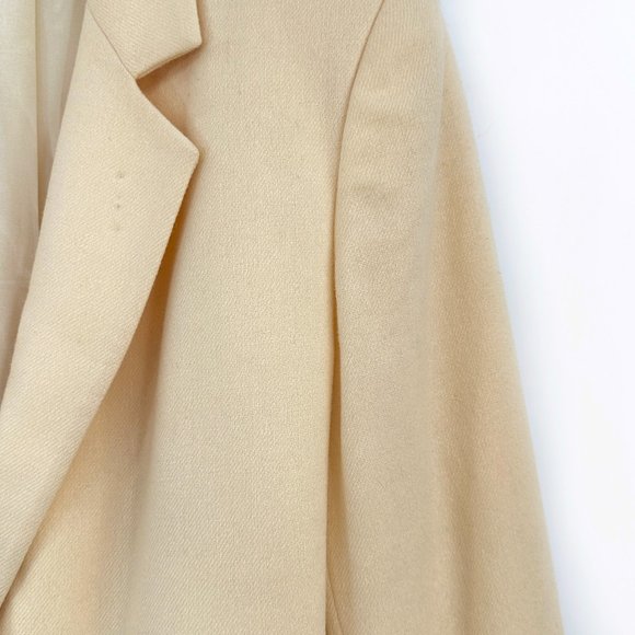 Sag Harbor Cream Blazer with Notched Lapels - Picture 3 of 5